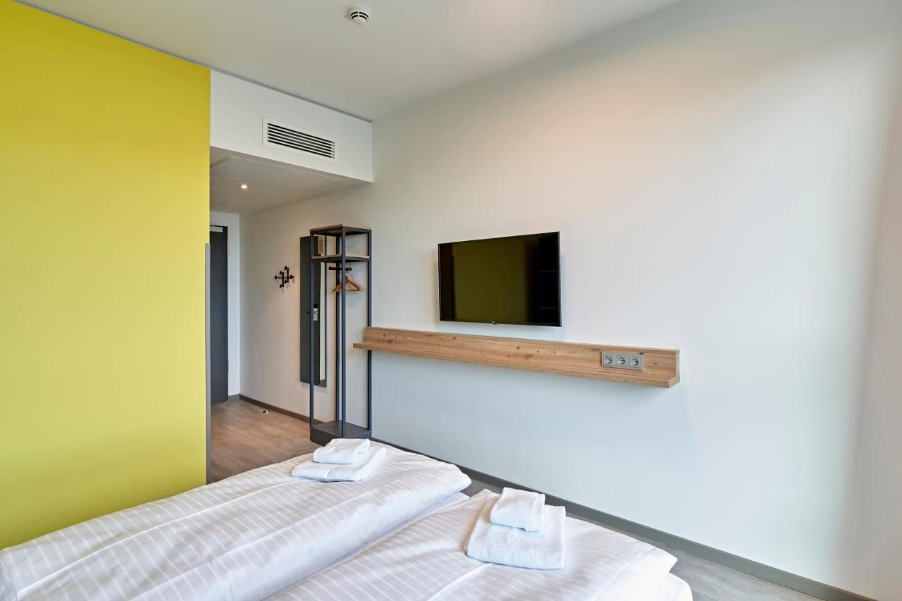 Meininger Hotel Koeln West 外观 照片